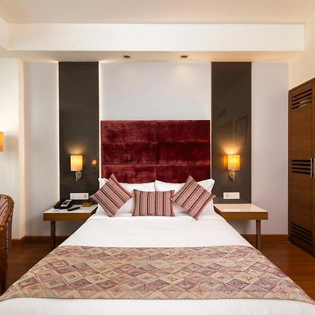 Hotel Maurya Patna Patna  Buitenkant foto
