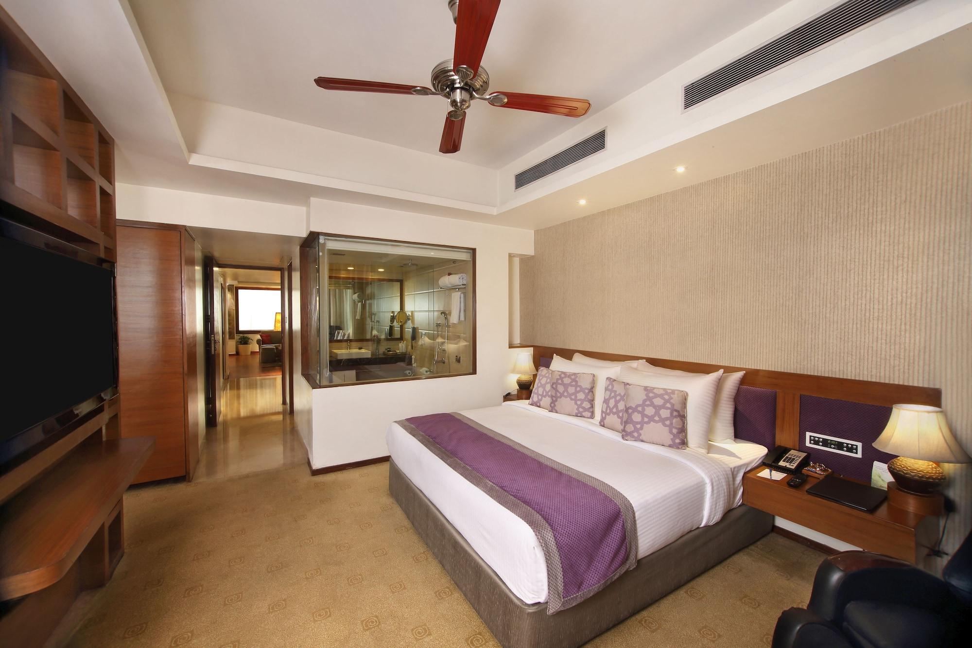 Hotel Maurya Patna Patna  Buitenkant foto