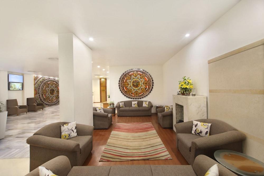 Hotel Maurya Patna Patna  Buitenkant foto