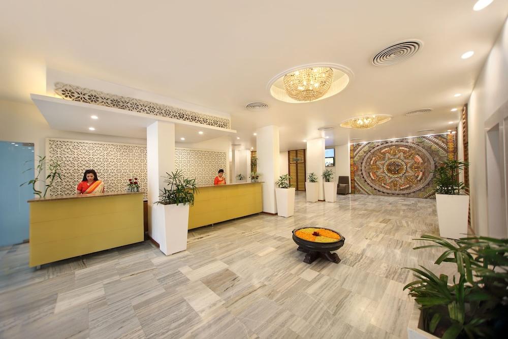 Hotel Maurya Patna Patna  Buitenkant foto