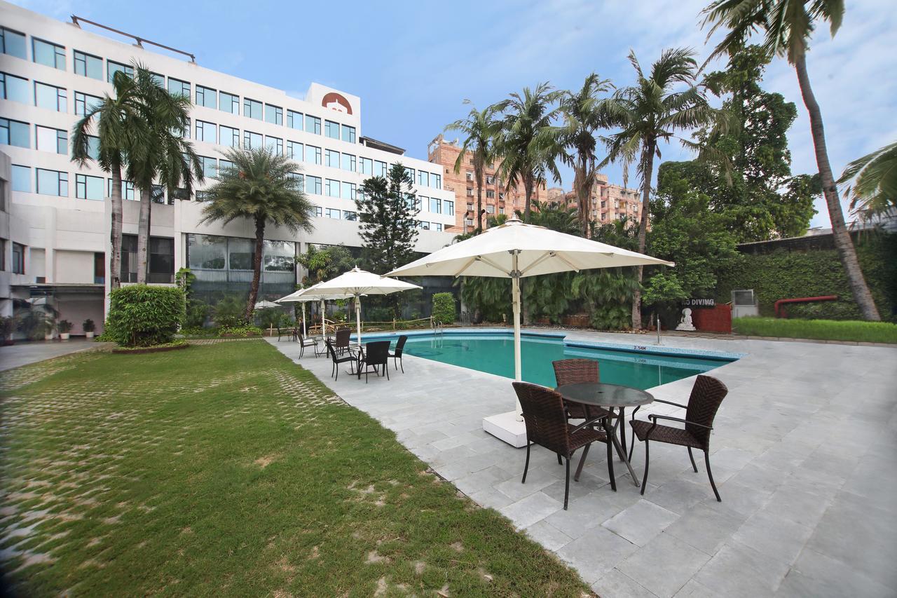 Hotel Maurya Patna Patna  Buitenkant foto