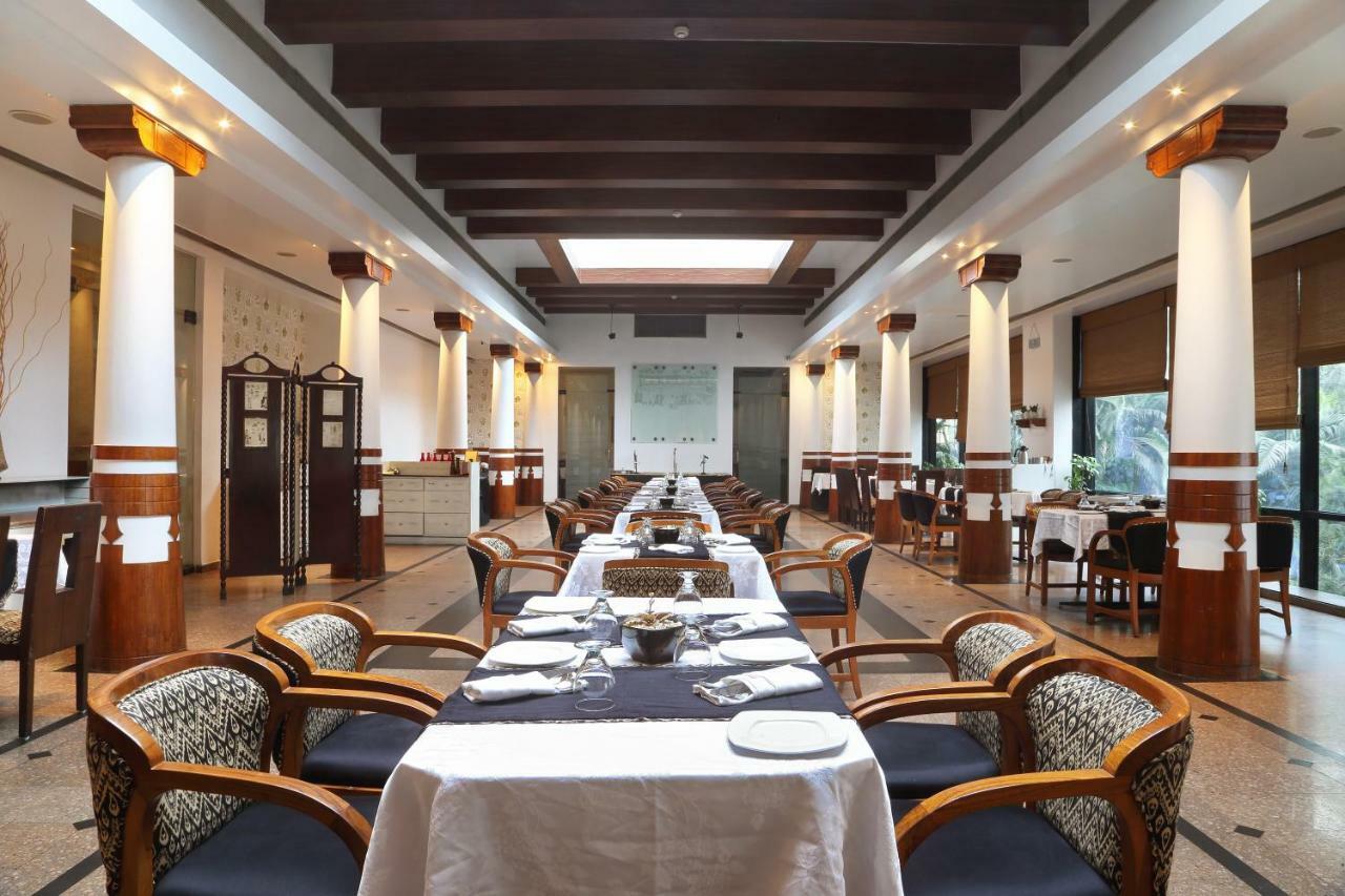 Hotel Maurya Patna Patna  Buitenkant foto