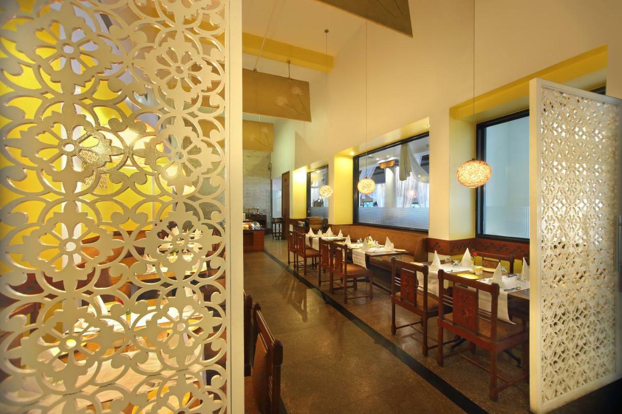 Hotel Maurya Patna Patna  Buitenkant foto